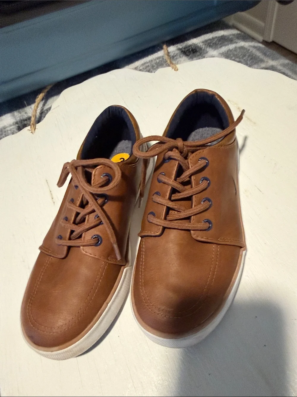Nautica classic brown